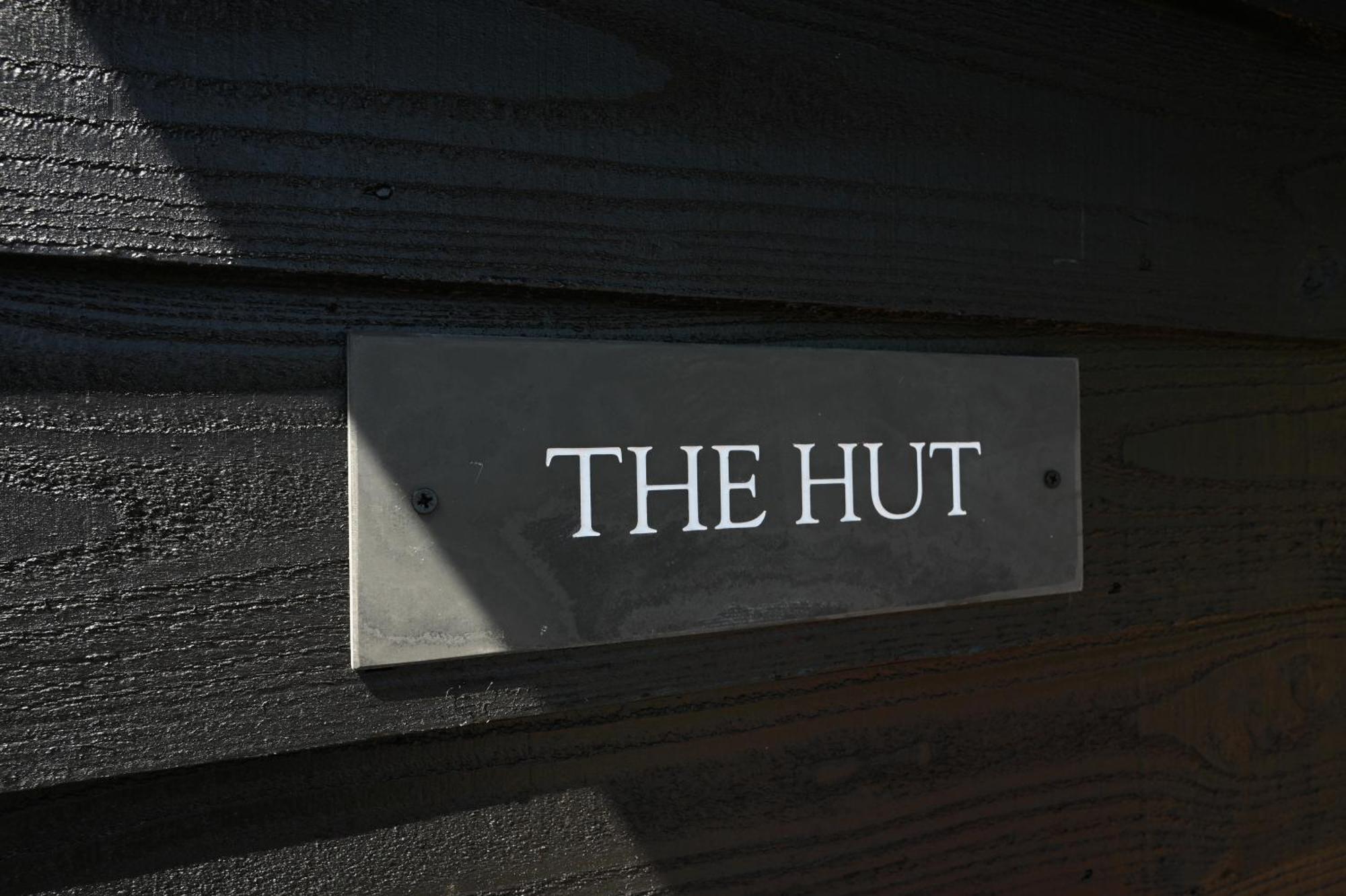 The Hut - A Shepherd'S Hut On Our Family Farm In Warwickshire Otel Evesham Dış mekan fotoğraf